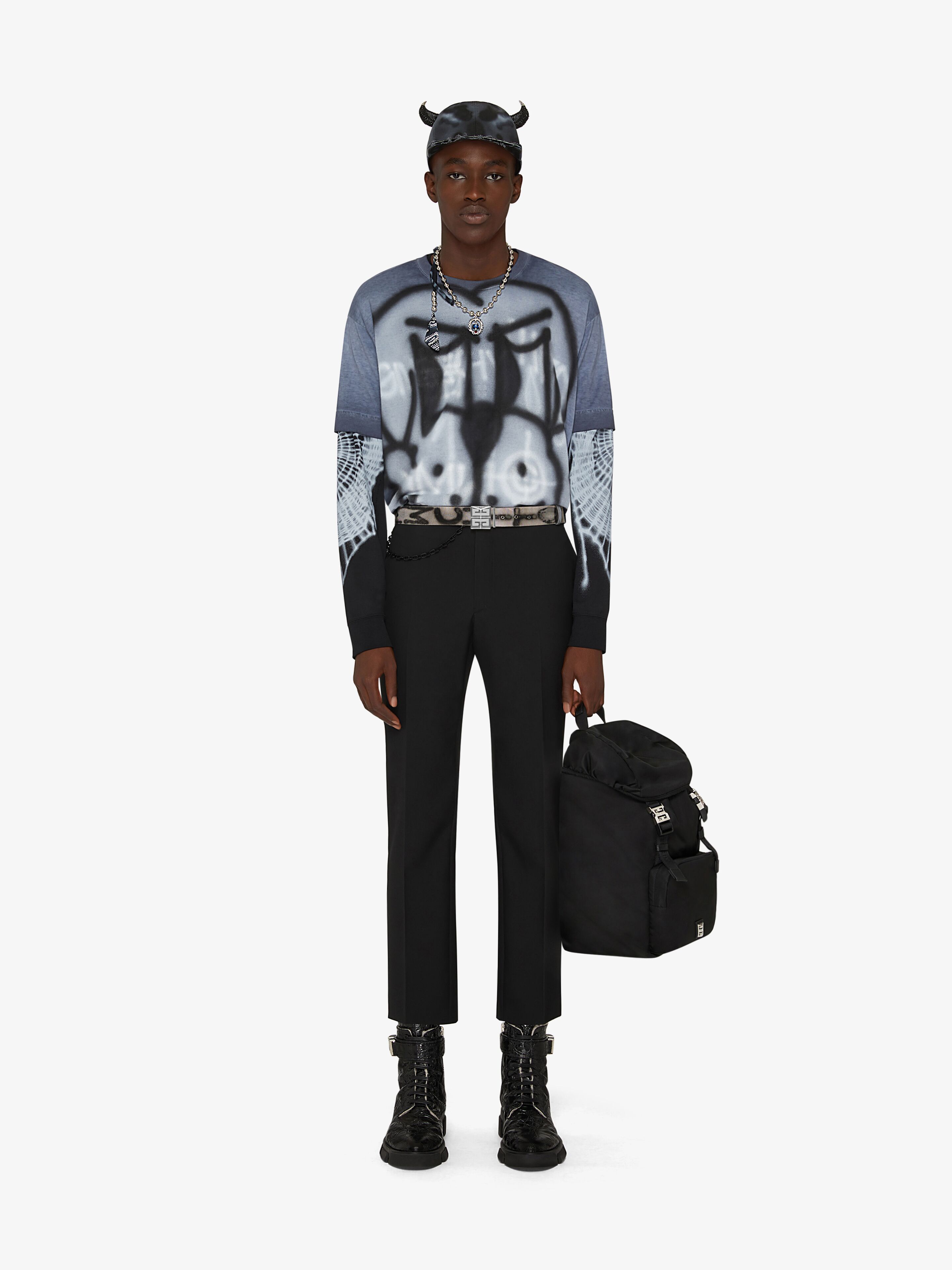Oversized t-shirt with tag effect dog prints